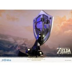 Legend Of Zelda: Breath Of The Wild - Hylian Shield - Collectors Edition With Led Stand [Nintendo] -Modelos Tienda De Ventas legend of zelda breath of the wild hylian shield standard edition ver nintendo 1 29