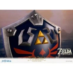Legend Of Zelda: Breath Of The Wild - Hylian Shield - Collectors Edition With Led Stand [Nintendo] -Modelos Tienda De Ventas legend of zelda breath of the wild hylian shield standard edition ver nintendo 1 35