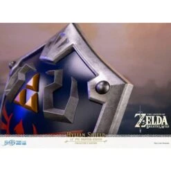 Legend Of Zelda: Breath Of The Wild - Hylian Shield - Collectors Edition With Led Stand [Nintendo] -Modelos Tienda De Ventas legend of zelda breath of the wild hylian shield standard edition ver nintendo 1 37
