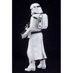 Kotobukiya Star Wars: The Force Awakens - First Order Snowtrooper & Flametrooper Set [ARTFX+] -Modelos Tienda De Ventas star wars the force awakens first order snowtrooper flametrooper set artfx 1 2